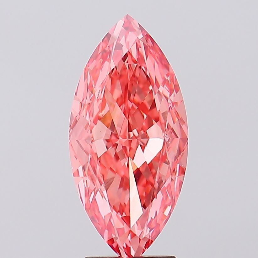 Lab-Grown Marquise Diamond - 4.6 Carats, Fancy Vivid Pink Color, VVS1 Clarity - Certified by IGI - Report Number: LG628436325