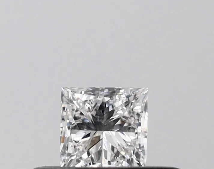 0.23ct Princess Lab Grown Diamond (Colour D, Clarity VS2, IGI Certified)