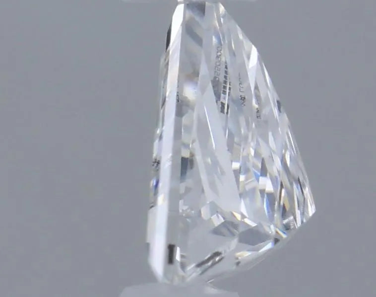 0.26ct Triangular Lab Grown Diamond (Colour D, Clarity VS1, IGI Certified)