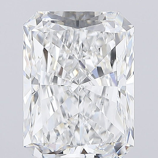 Lab-Grown Radiant Diamond - 8.01 Carats, E Color, VS2 Clarity - Certified by IGI - Report Number: LG685538638