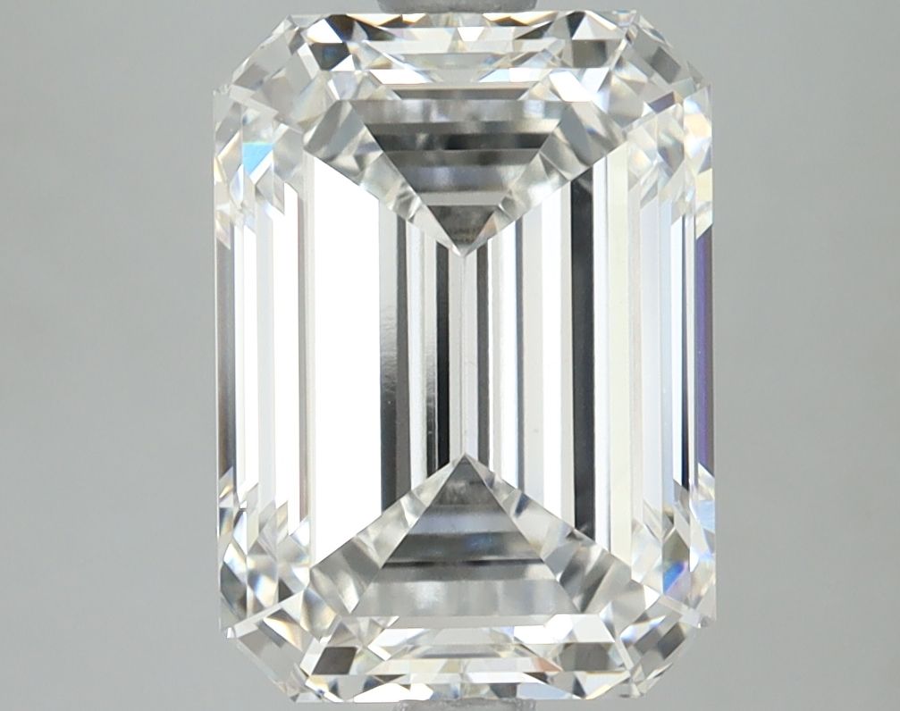 Lab-Grown Emerald Diamond - 4.1 Carats, F Color, VVS2 Clarity - Certified by IGI - Report Number: LG706528673