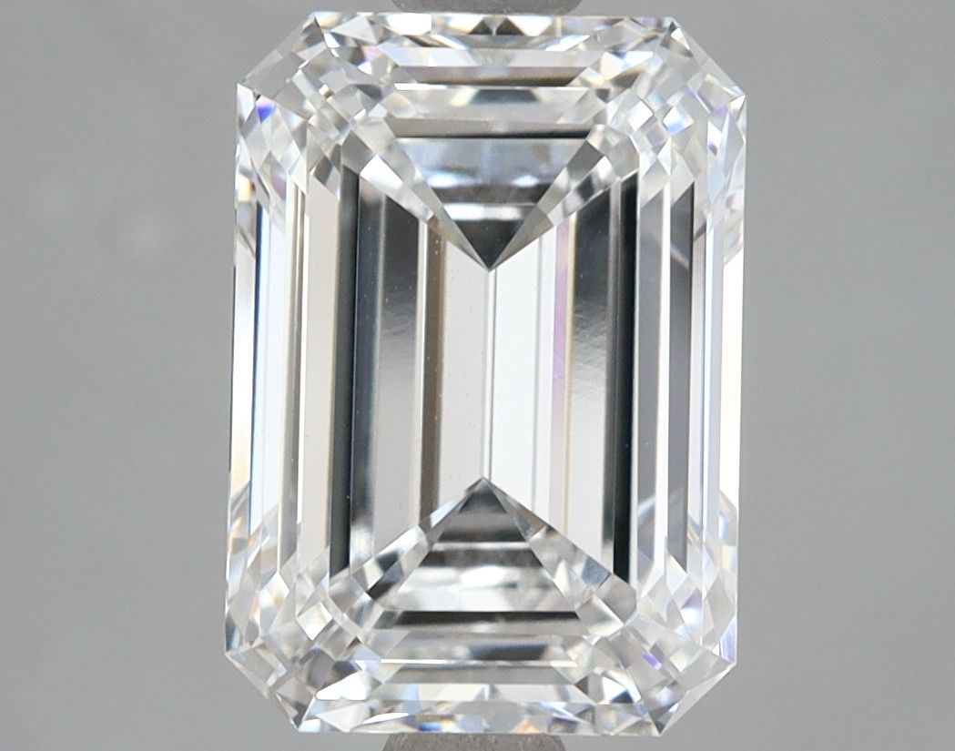 Lab-Grown Emerald Diamond - 4.1 Carats, E Color, VVS2 Clarity - Certified by IGI - Report Number: LG668473013