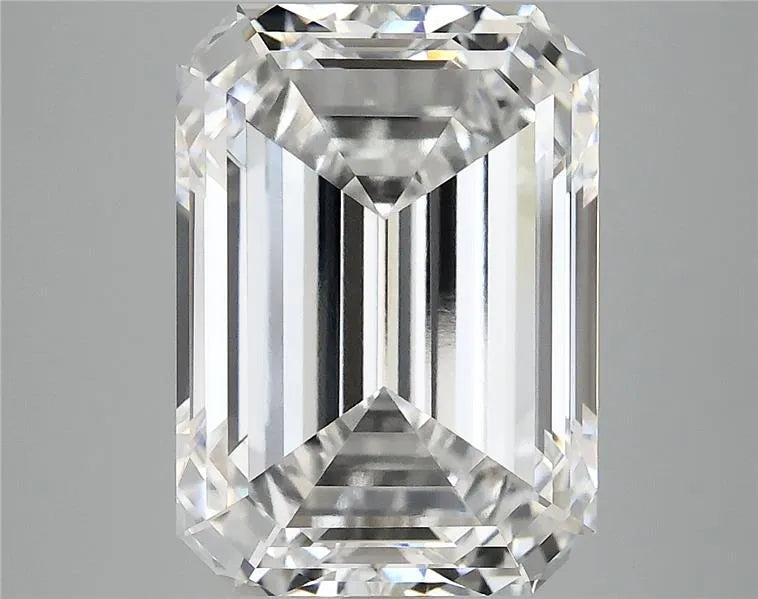 7.88ct Emerald Lab Grown Diamond (Colour E, Clarity VVS2, IGI Certified)