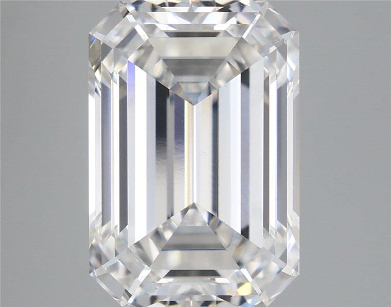 Lab-Grown Emerald Diamond - 6.1 Carats, F Color, VS1 Clarity - Certified by IGI - Report Number: LG675552225