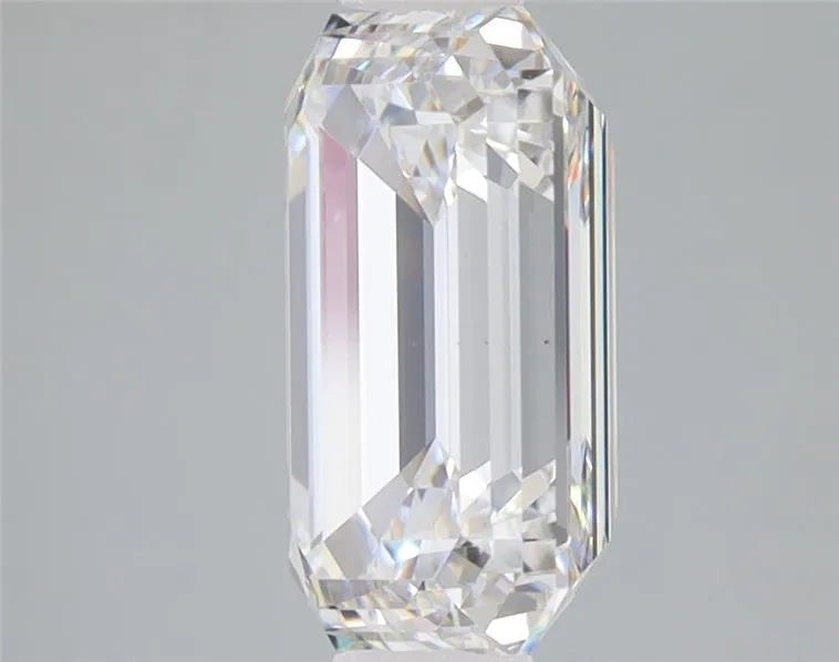 Lab-Grown Emerald Diamond - 3.07 Carats, F Color, VS1 Clarity - Sustainable Luxury and Dazzling Brilliance-IGI·Certified