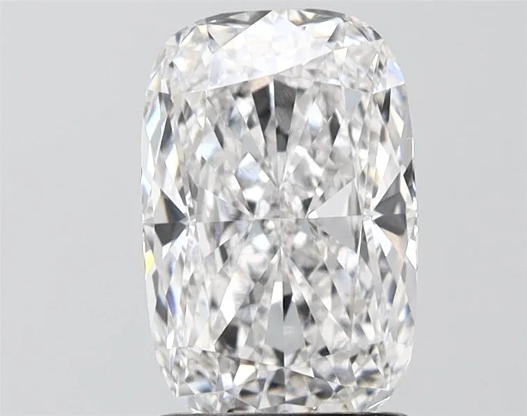 Diamant de laboratoire modifié coussin de 2,21 ct (couleur D, pureté VVS1, certifié IGI)