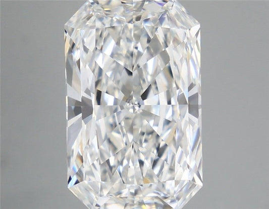 Lab-Grown Radiant Diamond - 7.03 Carats, E Color, VS1 Clarity - Certified by IGI - Report Number: LG713598883