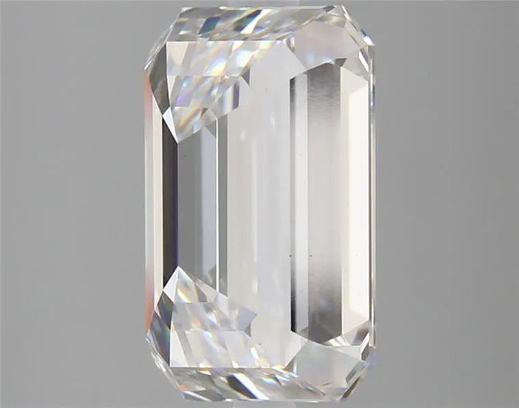 Lab-Grown Emerald Diamond - 4.93 Carats, E Color, VS1 Clarity - Sustainable Luxury and Dazzling Brilliance-IGI·Certified