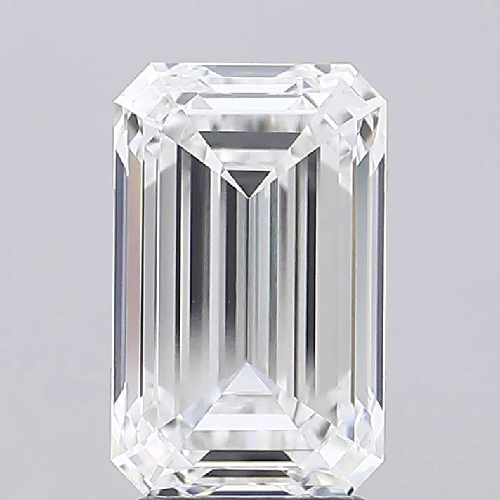 3.73ct Emerald Lab Grown Diamond (Colour E, Clarity VVS2, IGI Certified)