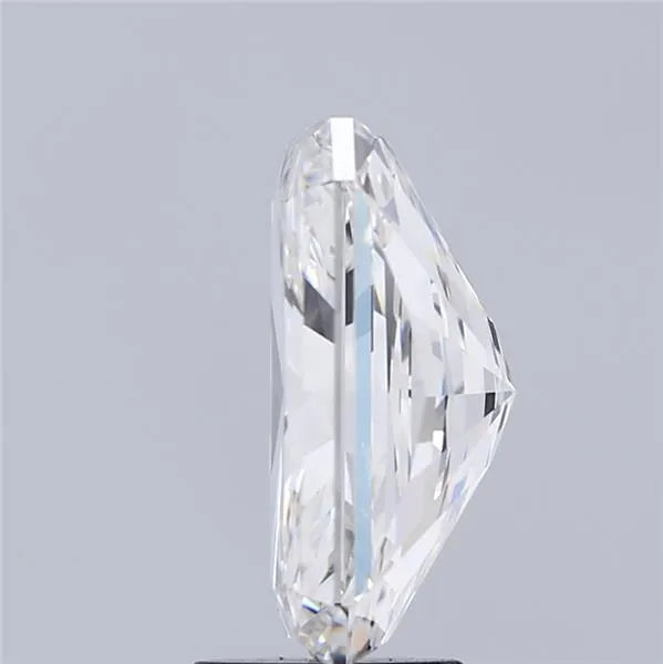 4.03ct Radiant Lab Grown Diamond (Colour F, Clarity VVS2, IGI Certified)