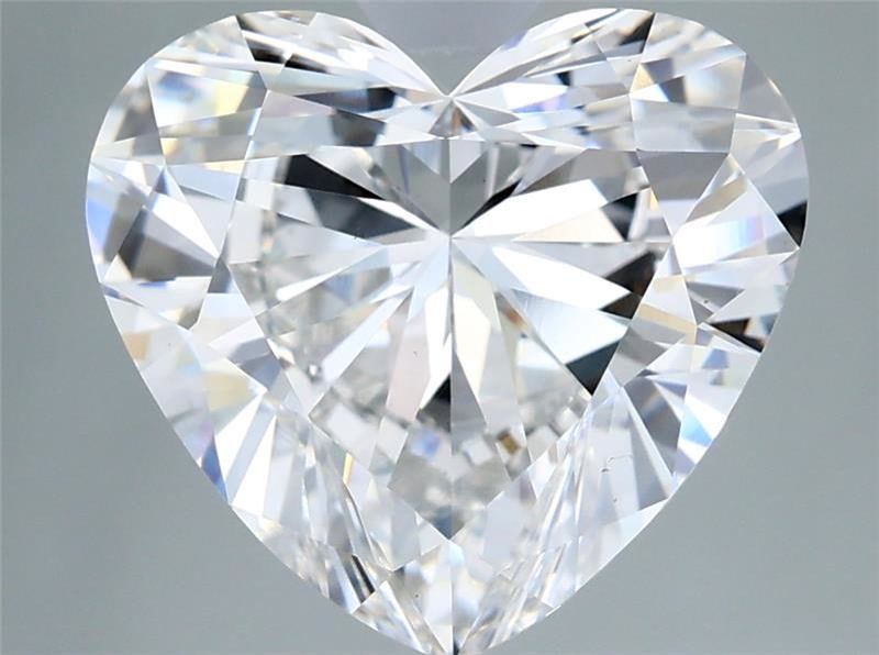 Lab-Grown Heart Diamond - 4.06 Carats, E Color, VVS2 Clarity - Certified by IGI - Report Number: LG712587111