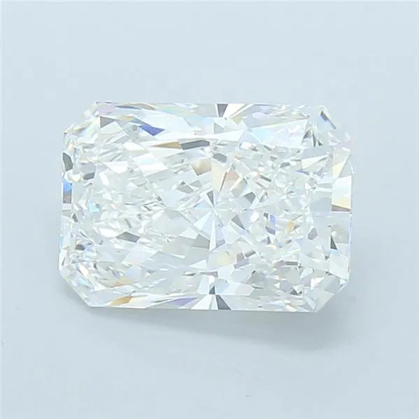 4.04ct Radiant Lab Grown Diamond (Colour E, Clarity VVS2, IGI Certified)