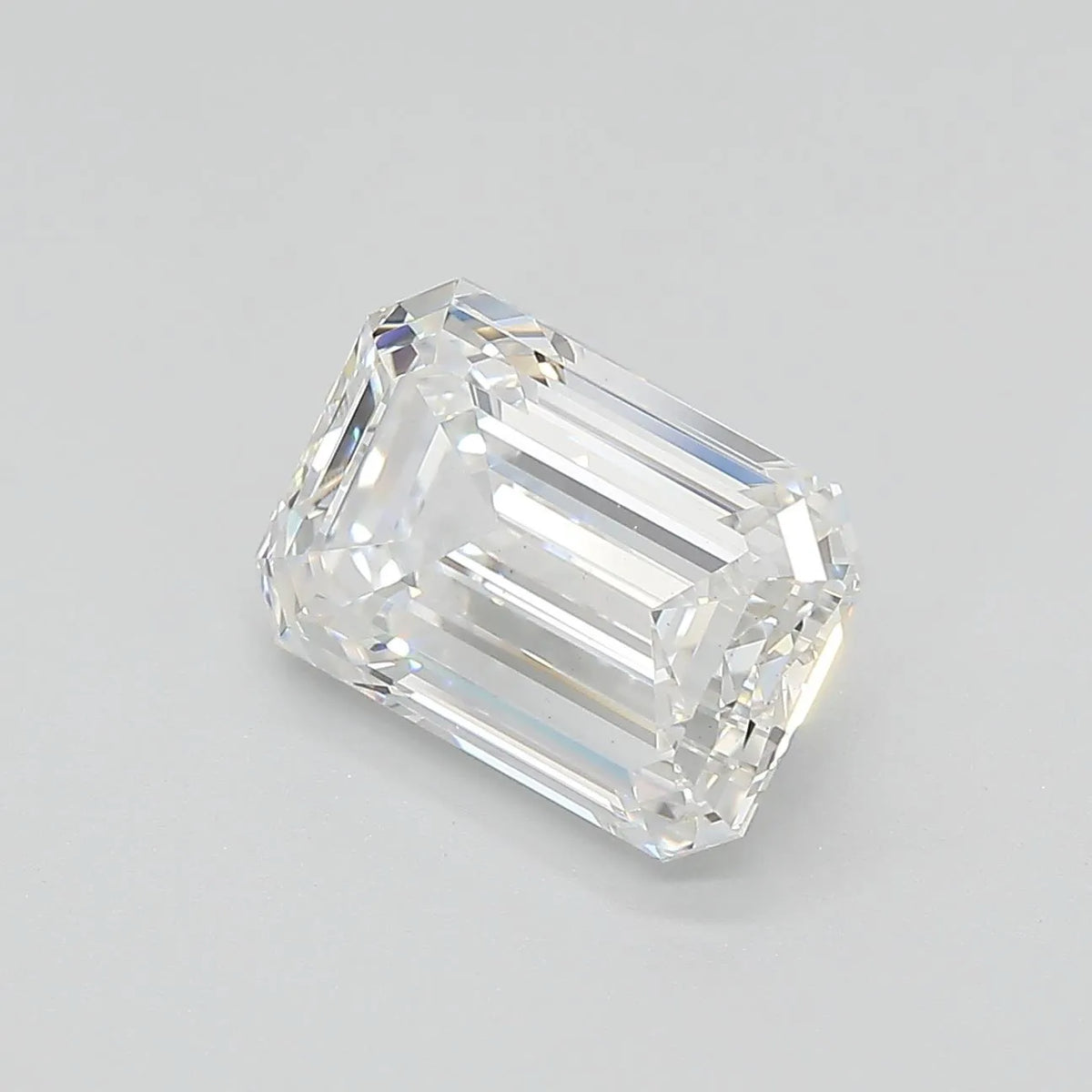 Lab-Grown Emerald Diamond - 3.51 Carats, E Color, VS1 Clarity - Sustainable Luxury and Dazzling Brilliance-IGI·Certified