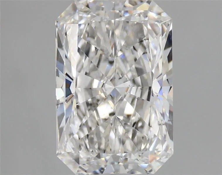 1.86ct Radiant Lab Grown Diamond (Colour E, Clarity SI1, IGI Certified)