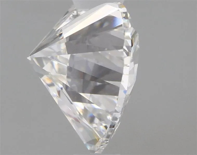 Lab-Grown Heart Diamond - 2.02 Carats, E Color, VVS2 Clarity - Sustainable Luxury and Dazzling Brilliance-IGI·Certified