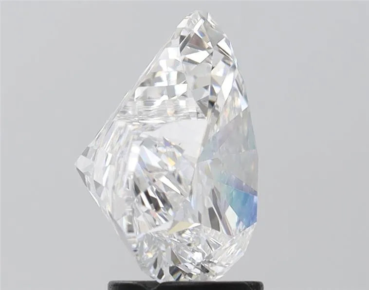 Lab-Grown Heart Diamond - 4.08 Carats, E Color, VS1 Clarity - Sustainable Luxury and Dazzling Brilliance-IGI·Certified