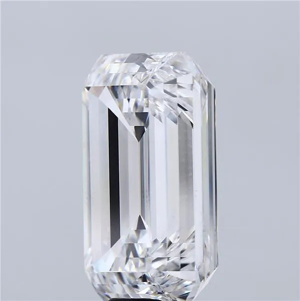 20.25ct Emerald Lab Grown Diamond (Colour F, Clarity VS1, IGI Certified)