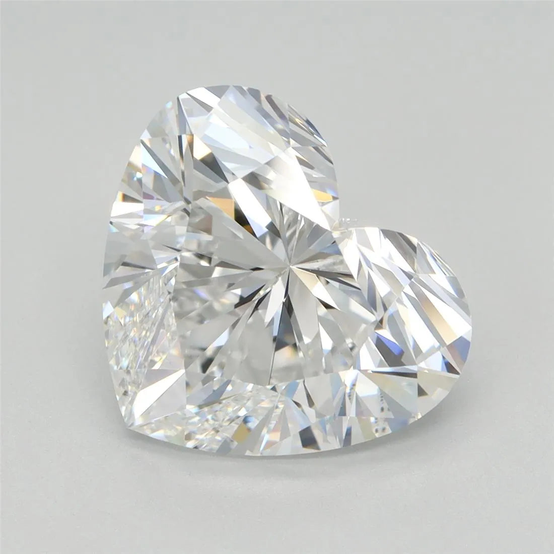 Lab-Grown Heart Diamond - 4.01 Carats, E Color, VVS2 Clarity - Sustainable Luxury and Dazzling Brilliance-IGI·Certified