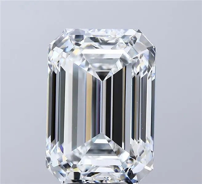 8.51ct Emerald Lab Grown Diamond (Colour E, Clarity VVS2, IGI Certified)