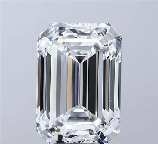 Diamant émeraude de 8,51 ct (couleur E, pureté VVS2, certifié IGI)