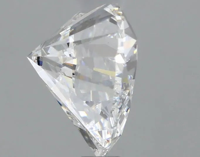 Lab-Grown Heart Diamond - 2.01 Carats, E Color, VS1 Clarity - Sustainable Luxury and Dazzling Brilliance-IGI·Certified