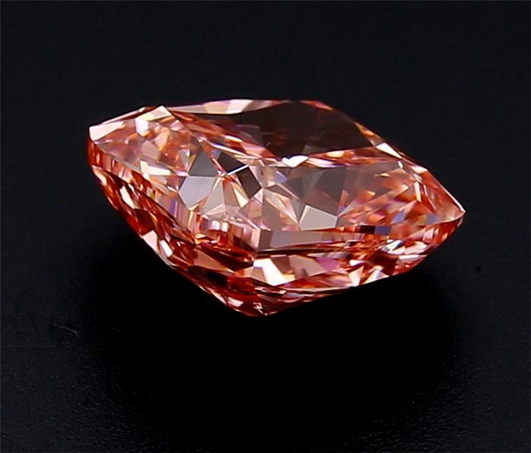 Lab-Grown Cushion Diamond - 2.51 Carats, Fancy Vivid Pink Color, VVS2 Clarity - Certified by IGI - Report Number: LG628486315