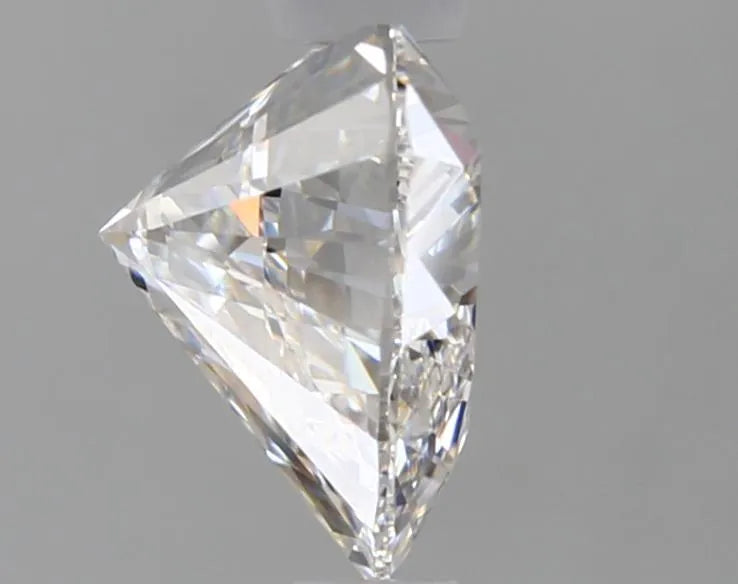 Lab-Grown Heart Diamond - 2.07 Carats, E Color, VS1 Clarity - Sustainable Luxury and Dazzling Brilliance-IGI·Certified