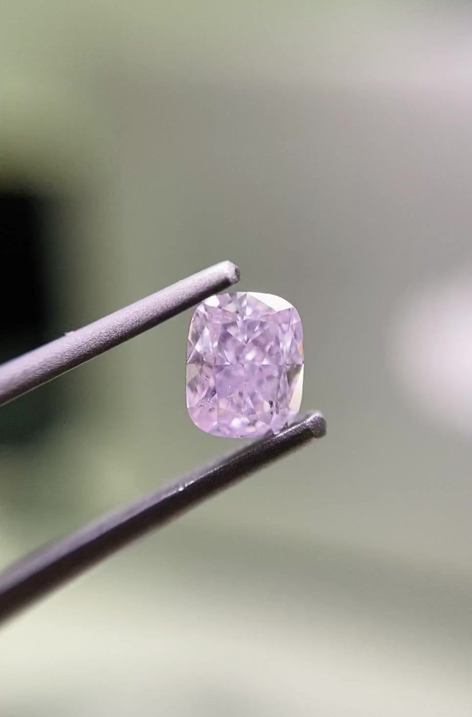 Cushion Modified 0.31ct Fancy Light Purplish Pink SI2 - Cut • GIA • 6412615264
