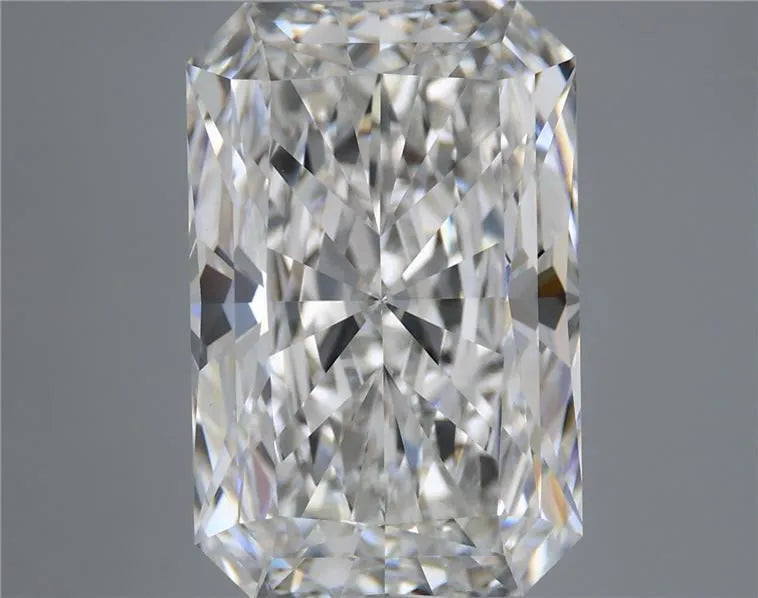 7,65 ct strahlender, im Labor gezüchteter Diamant (Farbe E, Reinheit VVS2, IGI-zertifiziert)