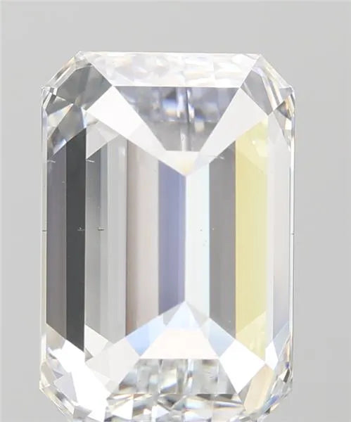 Lab-Grown Emerald Diamond - 5.06 Carats, E Color, VS1 Clarity - Sustainable Luxury and Dazzling Brilliance-IGI·Certified