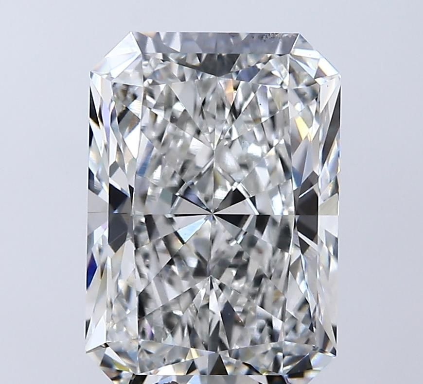 Lab-Grown Radiant Diamond - 4.03 Carats, E Color, VVS2 Clarity - Certified by IGI - Report Number: LG716506628