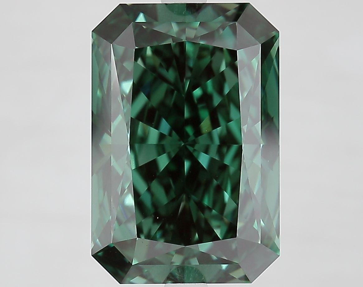 Lab-Grown Radiant Diamond - 6.3 Carats, Fancy Vivid Green Color, VVS2 Clarity - Certified by IGI - Report Number: LG681516441