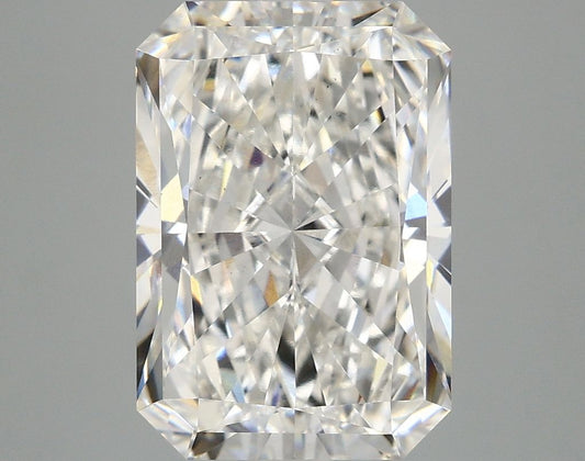 Lab-Grown Radiant Diamond - 4.61 Carats, F Color, VS1 Clarity - Certified by IGI - Report Number: LG681514266