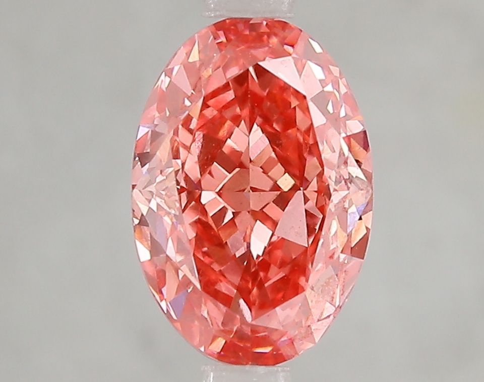 Lab-Grown Oval Diamond - 2.51 Carats, Fancy Vivid Pink Color, VVS2 Clarity - Certified by IGI - Report Number: LG666431738