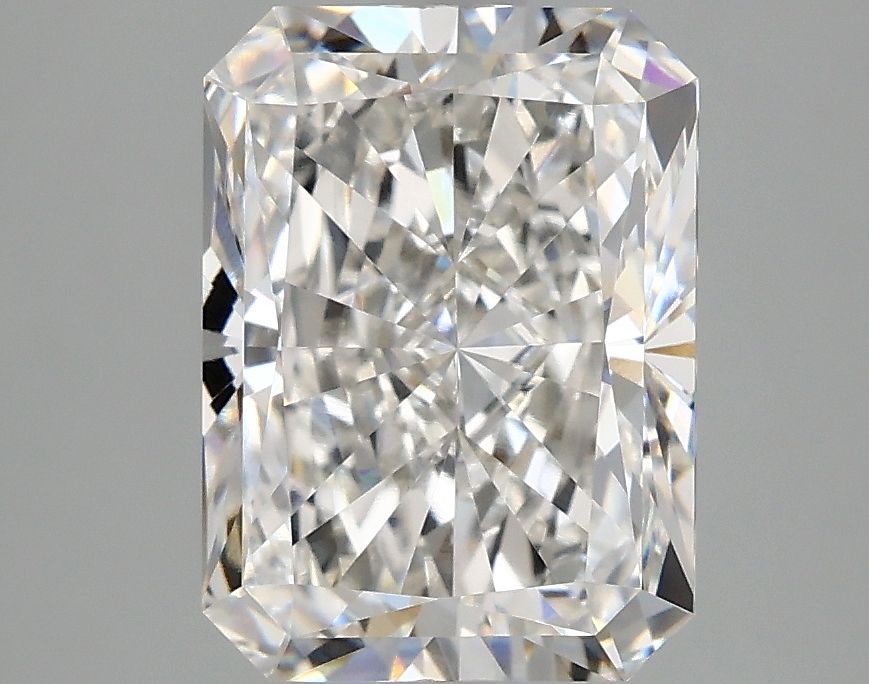 Lab-Grown Radiant Diamond - 2.97 Carats, F Color, VVS2 Clarity - Certified by IGI - Report Number: LG670485399