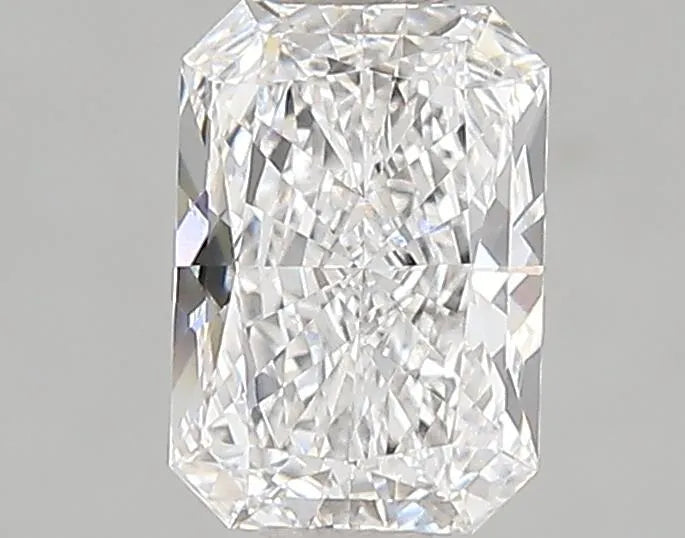 1.05ct Radiant Lab Grown Diamond (Colour E, Clarity IF, IGI Certified)