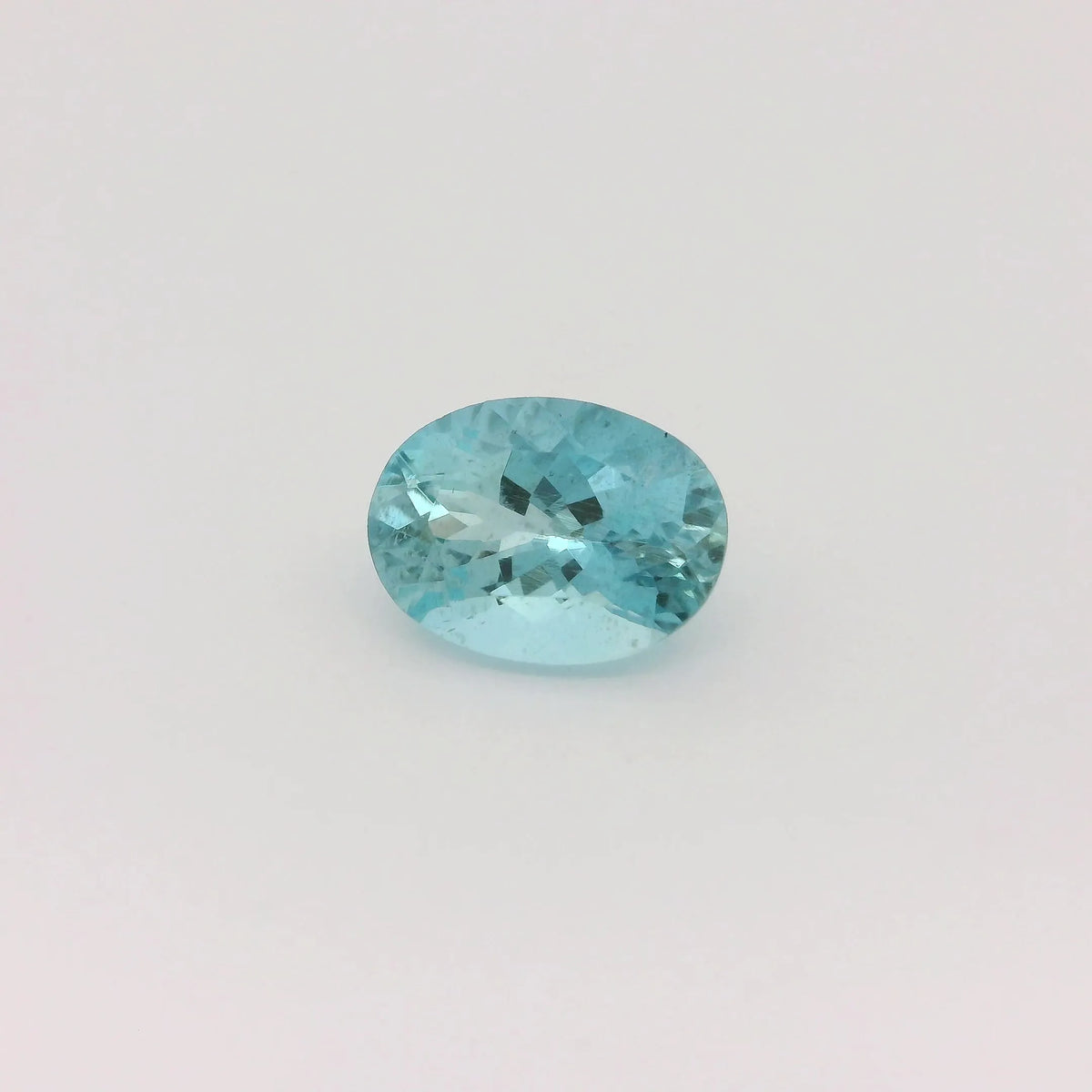 1.37ct Oval Natural Aquamarine (Colour Blue, Clarity Slightly Included, Cut Faceted)