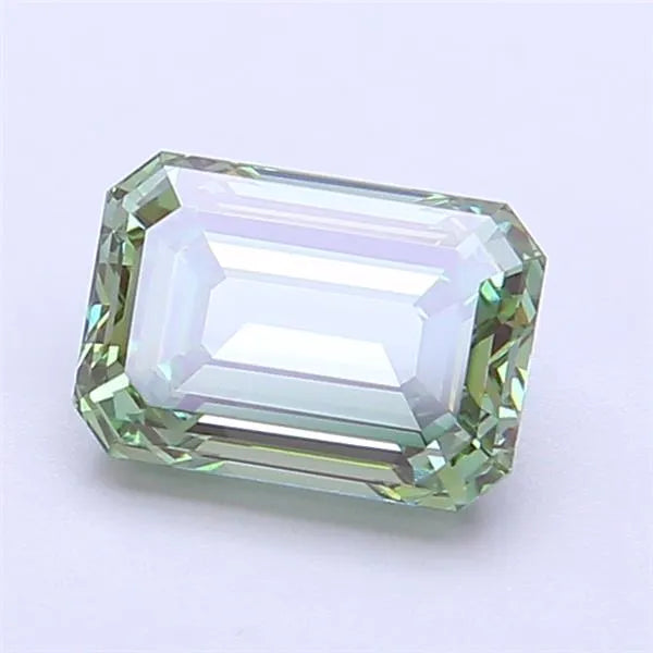 1.73ct Emerald Lab Grown Diamond (Colour Fancy Vivid Green, Clarity VS1, IGI Certified)