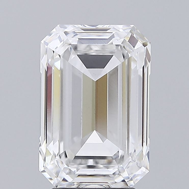 Lab-Grown Emerald Diamond - 4.09 Carats, E Color, VVS2 Clarity - Certified by IGI - Report Number: LG677507413
