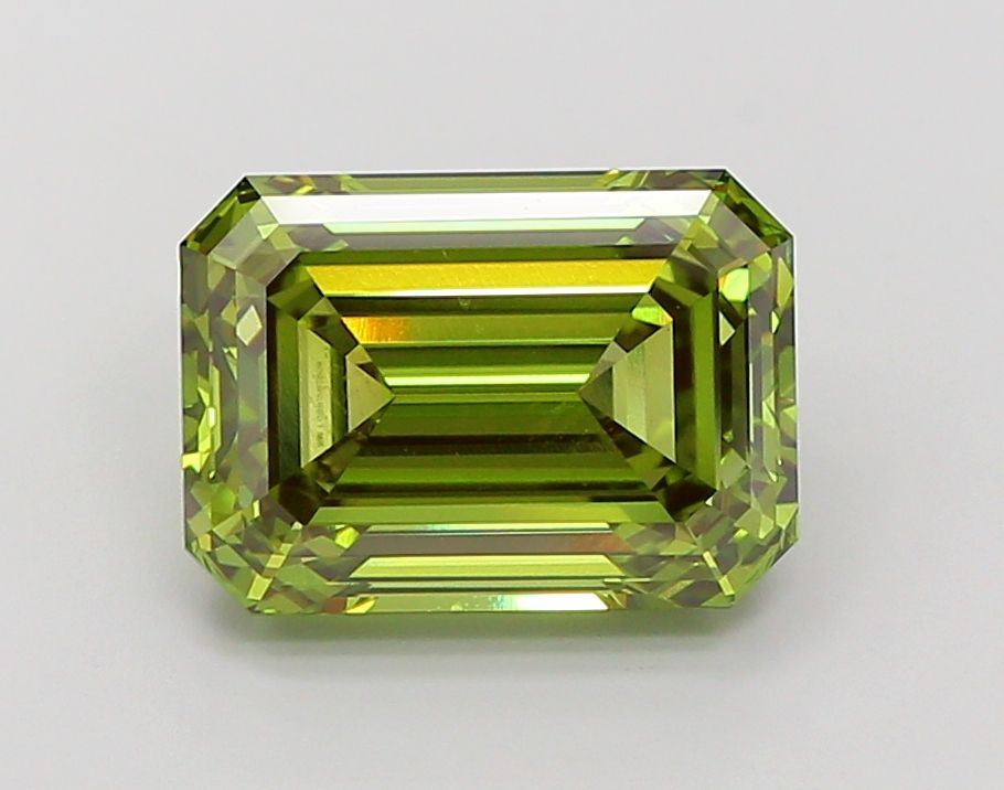 Lab-Grown Emerald Diamond - 7.03 Carats, Fancy Vivid Green Color, VVS2 Clarity - Certified by IGI - Report Number: LG681582809