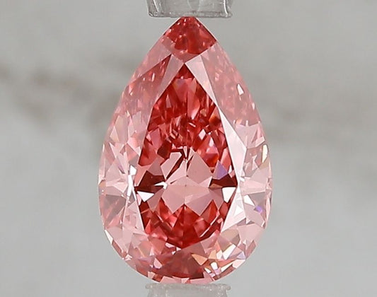 Lab-Grown Pear Diamond - 1.05 Carats, Fancy Vivid Pink Color, VVS2 Clarity - Certified by IGI - Report Number: LG671493298