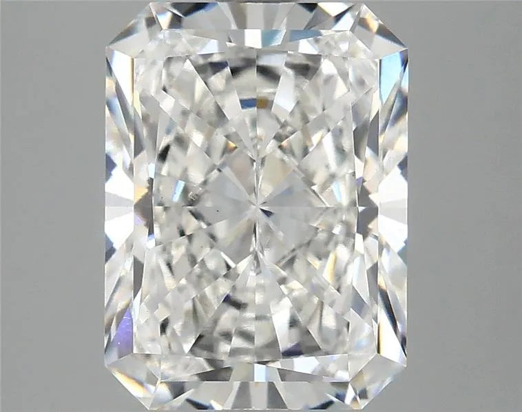 3.84ct Radiant Lab Grown Diamond (Colour E, Clarity VS1, IGI Certified)