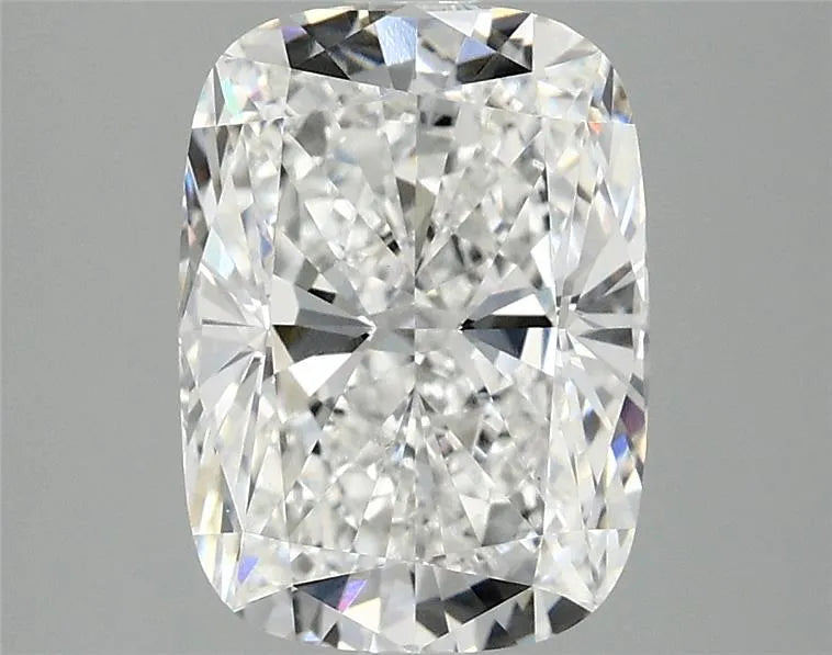 3,09 ct Kissenförmiger, modifizierter, im Labor gezüchteter Diamant (Farbe E, Reinheit VVS2, IGI-zertifiziert)