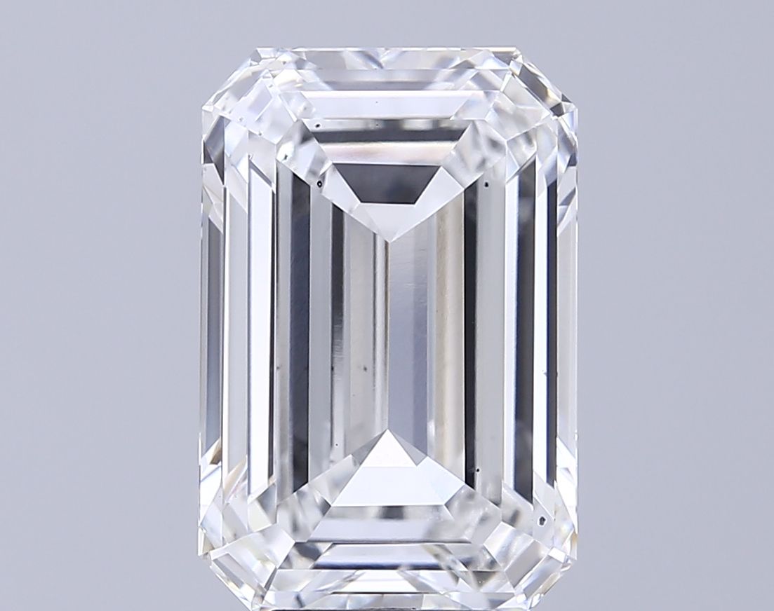 Lab-Grown Emerald Diamond - 8.01 Carats, E Color, VS2 Clarity - Certified by IGI - Report Number: LG648408797