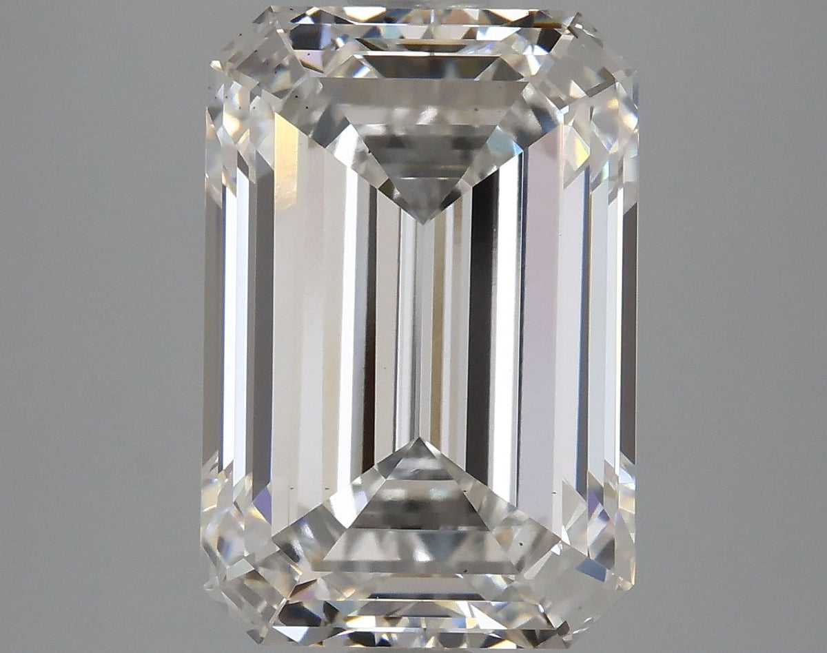 Lab-Grown Emerald Diamond - 4.77 Carats, F Color, VS2 Clarity - Certified by IGI - Report Number: LG618419464