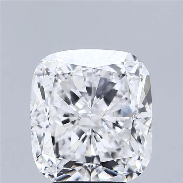 4.01ct Cushion modified Lab Grown Diamond (Colour E, Clarity VVS1, IGI Certified)