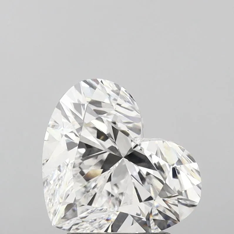 Diamant de laboratoire en forme de cœur de 3,00 ct (couleur D, pureté VVS1, certifié IGI)