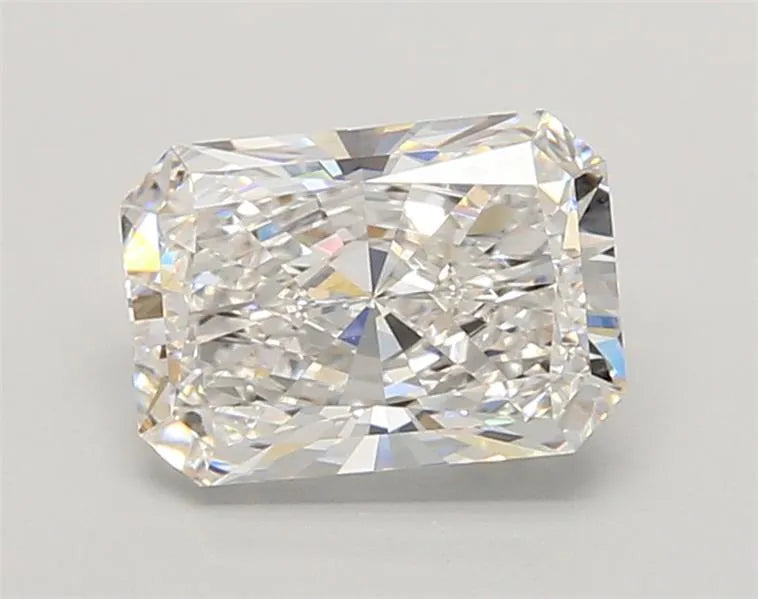 2.01ct Radiant Lab Grown Diamond (Colour E, Clarity VVS1, IGI Certified)