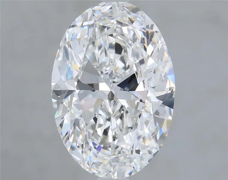 2.06ct Oval Lab Grown Diamond (Colour E, Clarity VVS2, IGI Certified)