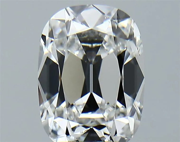 2.77ct Cushion brilliant Lab Grown Diamond (Colour E, Clarity VVS2, IGI Certified)